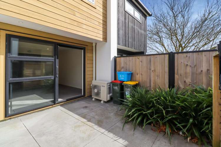 2/28 Fitzherbert Road 10629_4