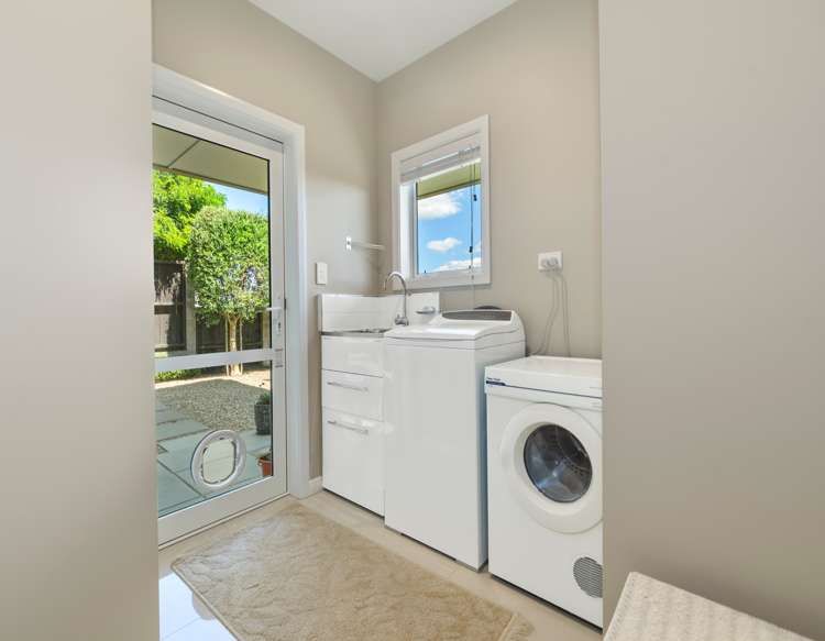 5 Edgecumbe Road Avenues_18