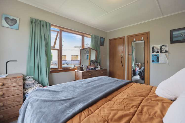 847 Boundary Road Willowby_11