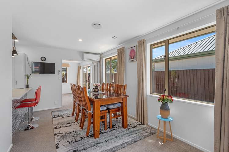 75a Farquhars Road Redwood_5