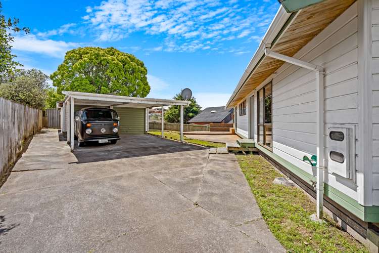 26 Cron Avenue Te Atatu South_17