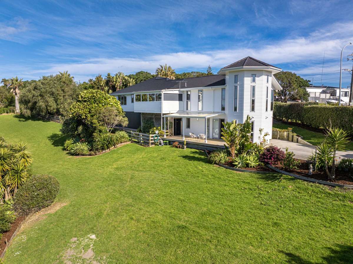 1/4 Roberts Road_0