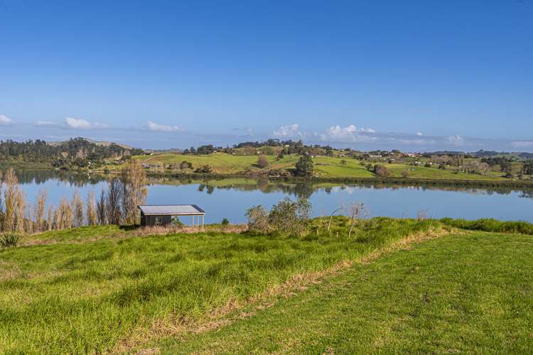 228 Petley Road Paparoa_22