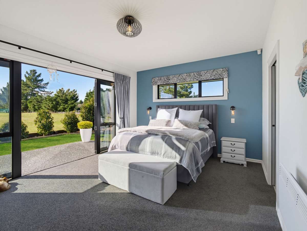 944b Weedons Ross Road_5
