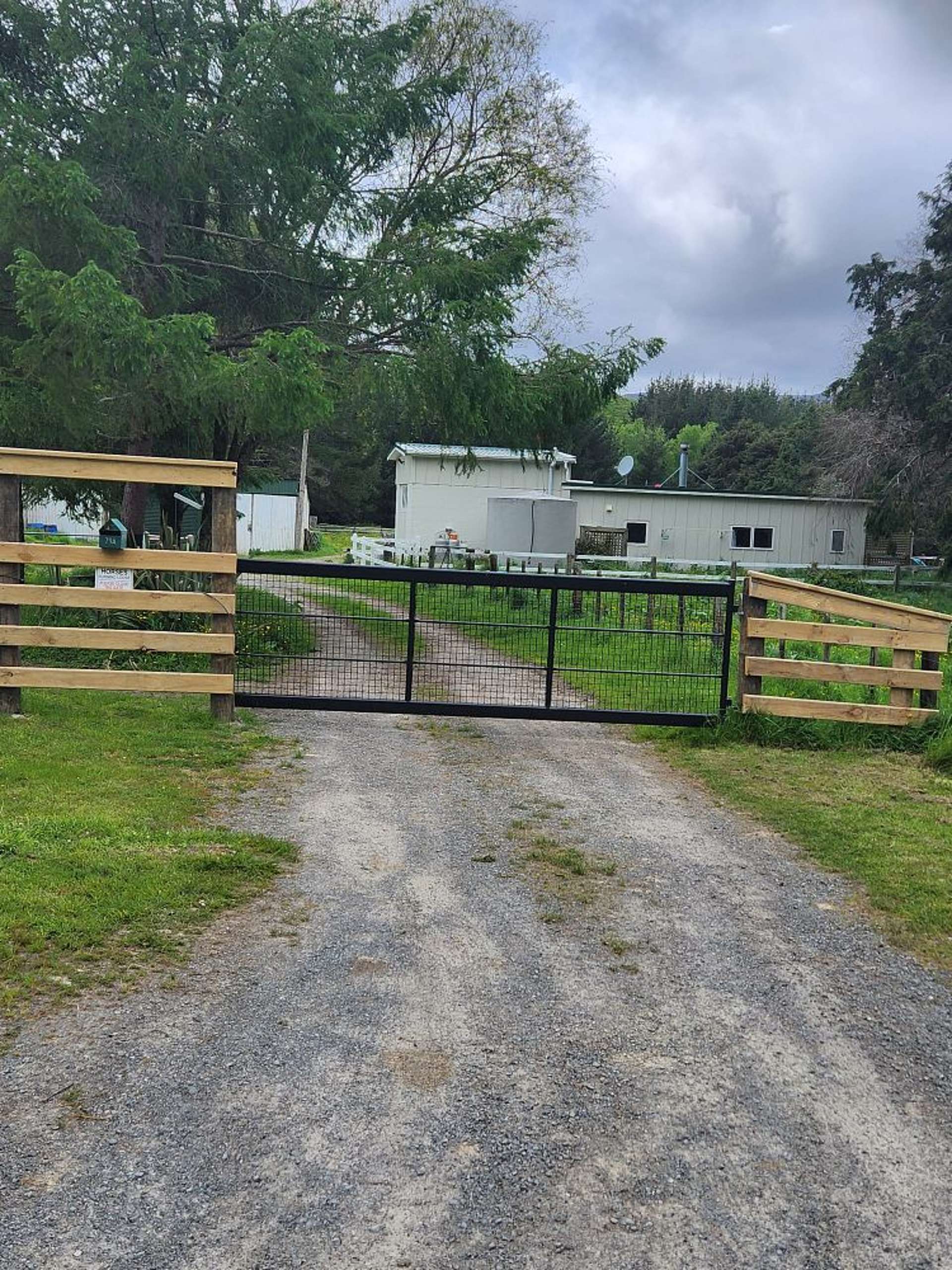 79 Johnsons Road Whitemans Valley_0