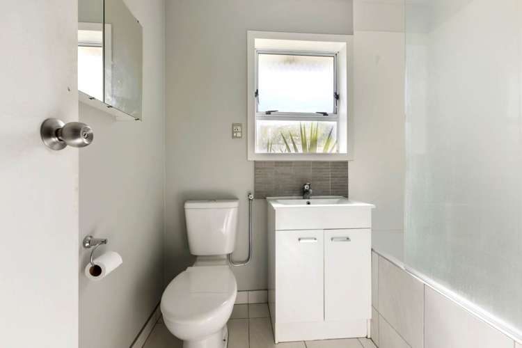 2/646 Pakuranga Road Howick_8