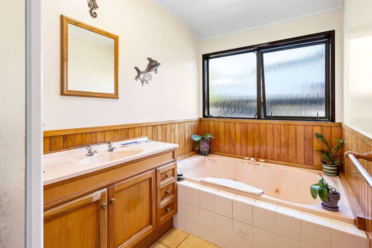 12 Cooper Road Stanmore Bay_20