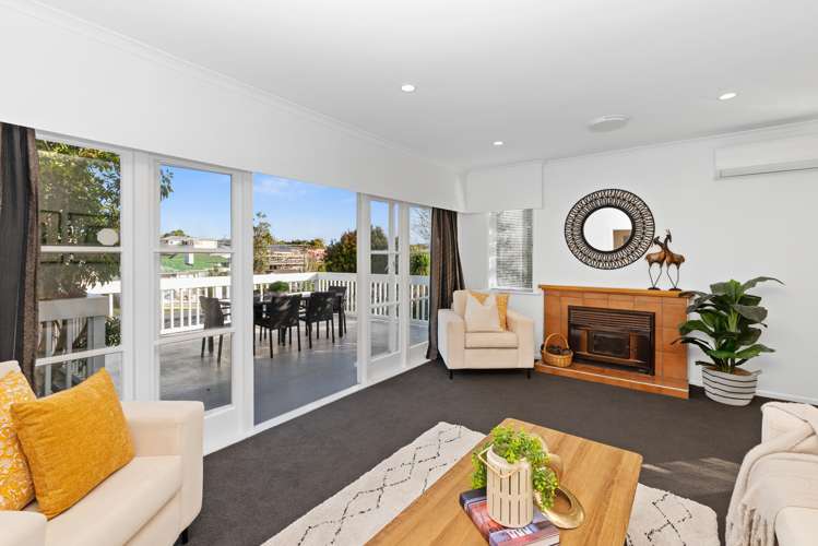 1/31 Sylvan Crescent Te Atatu South_2