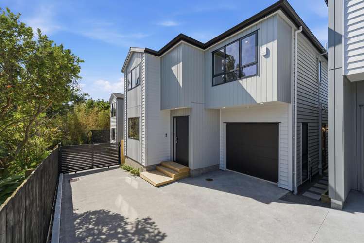 7B September Place Forrest Hill_0