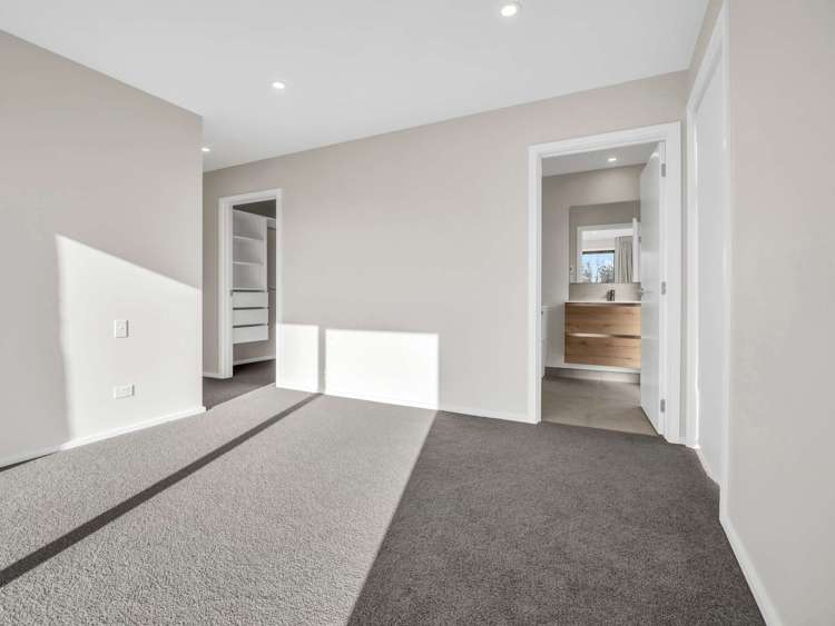 6 Vercoe Street Elgin_17