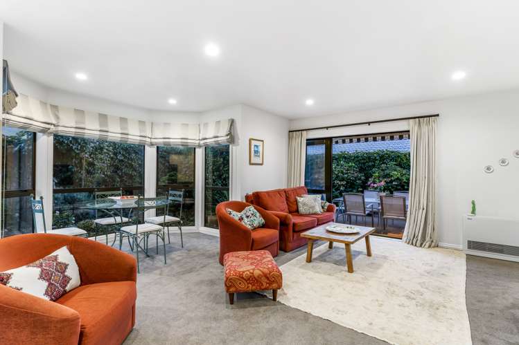 91a The Drive Epsom_10