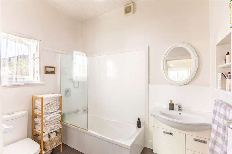 95 Wellesley Road Napier South_11