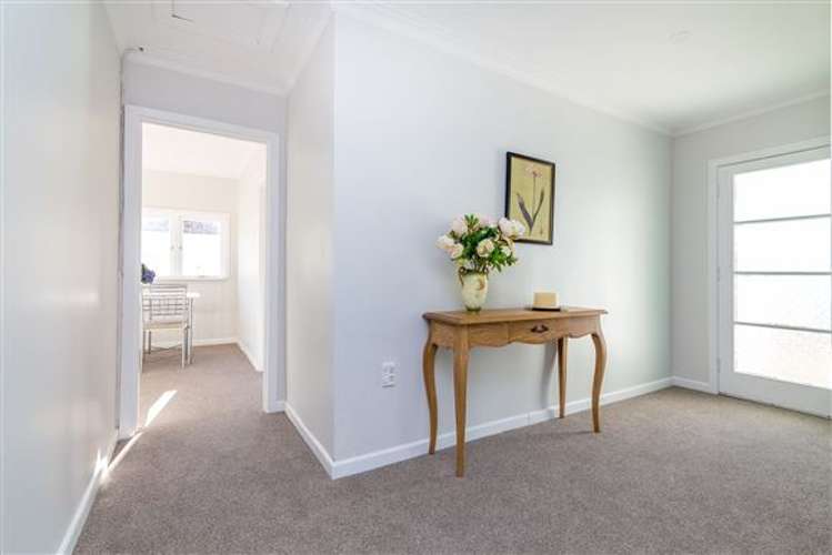 33 Titirangi Road New Lynn_12