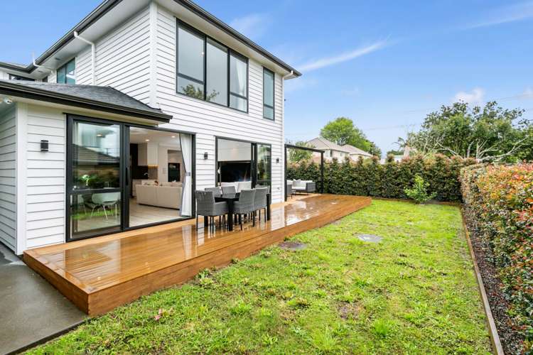 92 The Drive Epsom_20