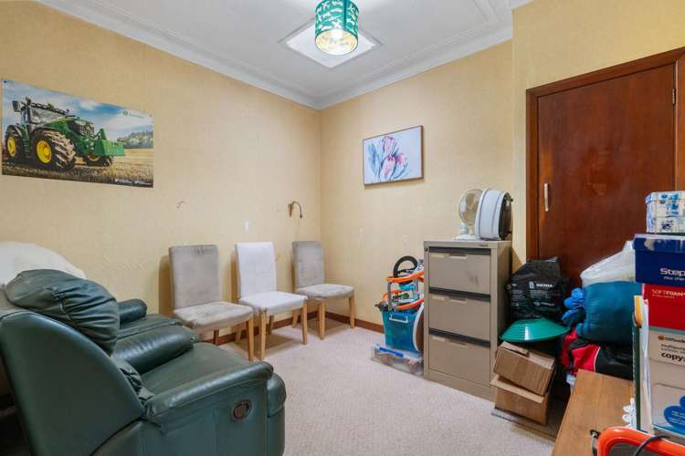 39 Holyhead Street Outram_11