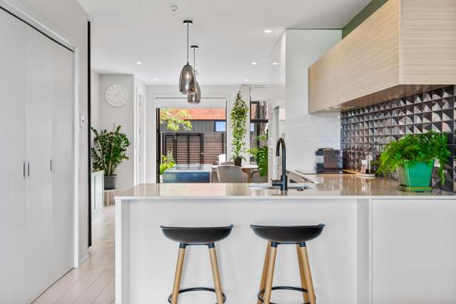 Lock, Leave, Latte - Welcome to Millwater Central