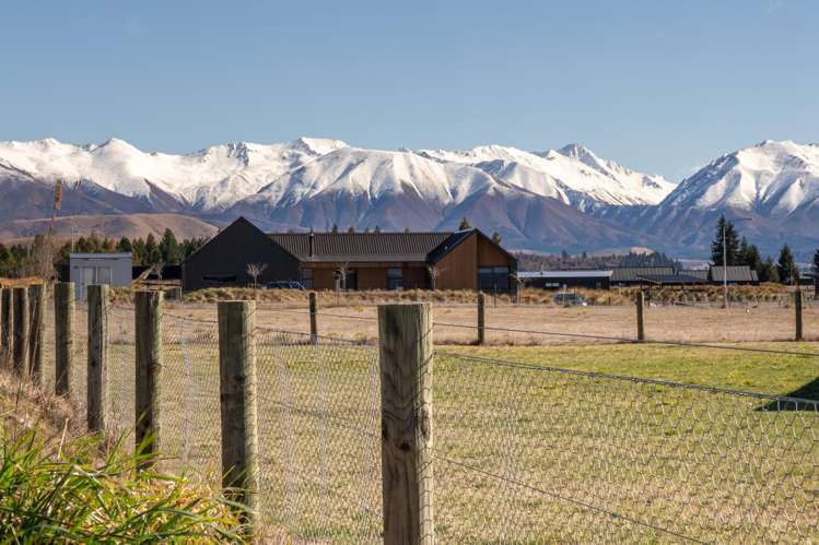 4 Avlis Place Twizel_9
