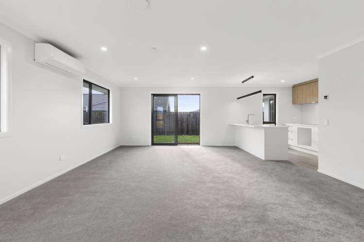 9 Ambrosia Street The Meadows_2