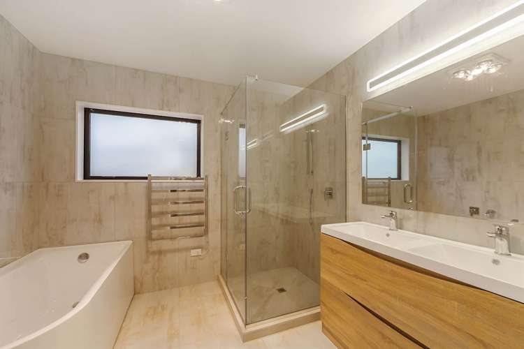 15 Bridget Court Red Beach_15