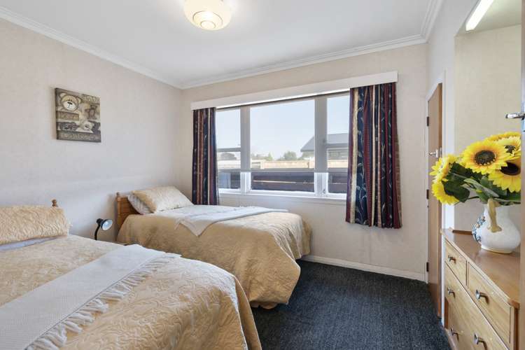 448 Tremaine Avenue Takaro_16