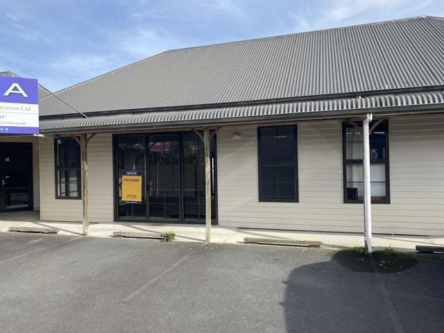 38A/B Main Road Tirau_3