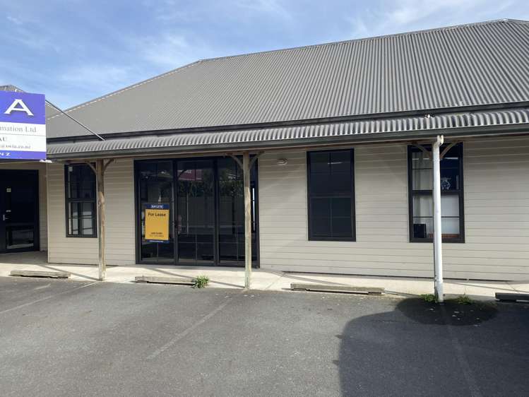 38A/B Main Road Tirau_3