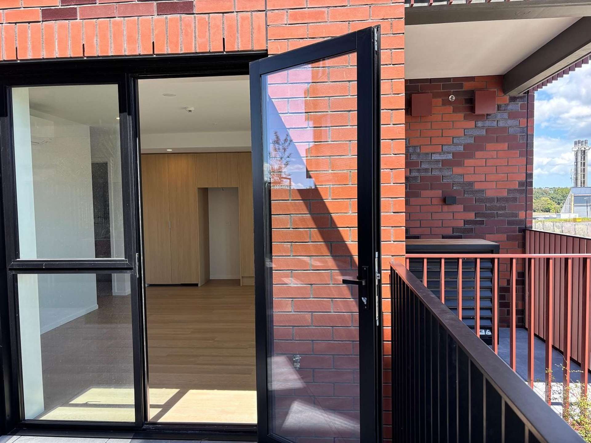 102/2B Te Ara Taurapa Point Chevalier_0