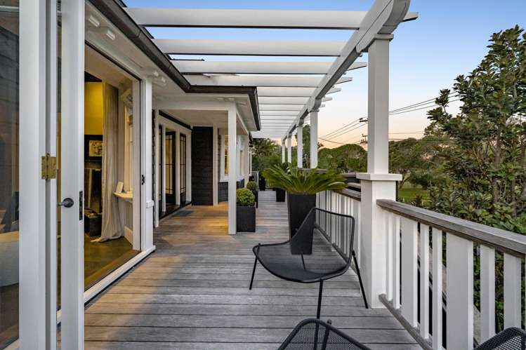 20 Seabreeze Road Narrow Neck_1