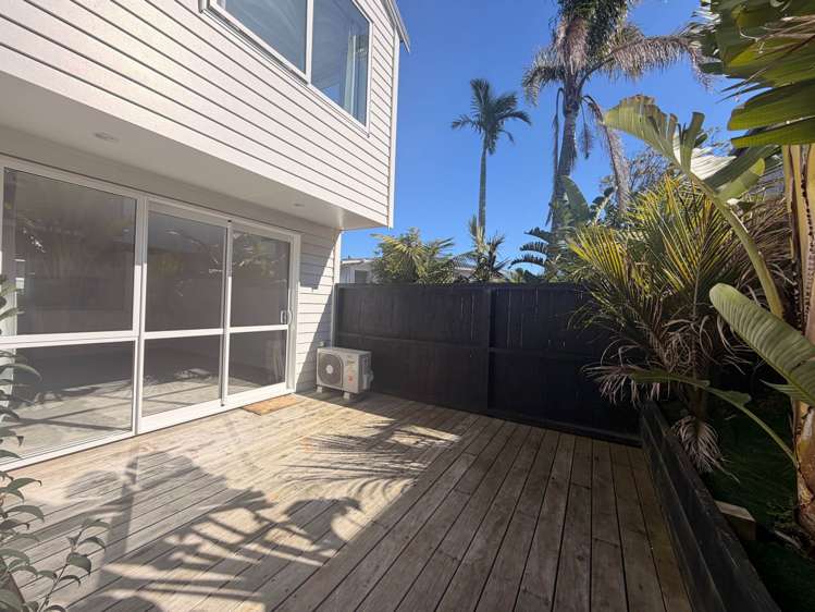 1/70 Barrack Road Mt Wellington_11