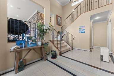 8 Ridge Valley Drive_2