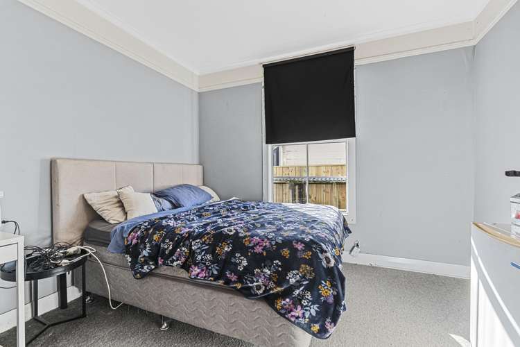 200 Tukapa Street Westown_14