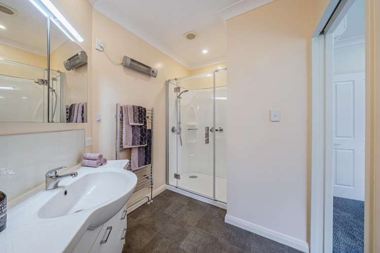 25 Argyle Grove Trentham_18