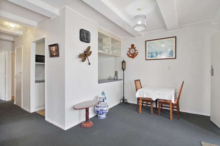 2/46 Chartwell Avenue Glenfield_5