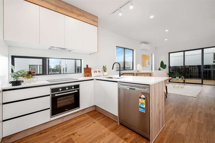 3/69 Wharf Road Te Atatu Peninsula_11