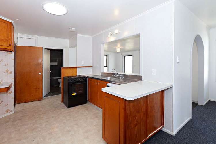 8 Wilsher Crescent Henderson_5