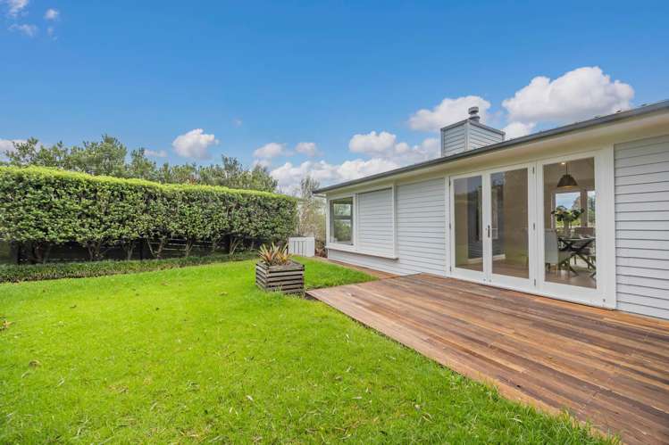 12 Bayside Avenue Te Atatu South_7