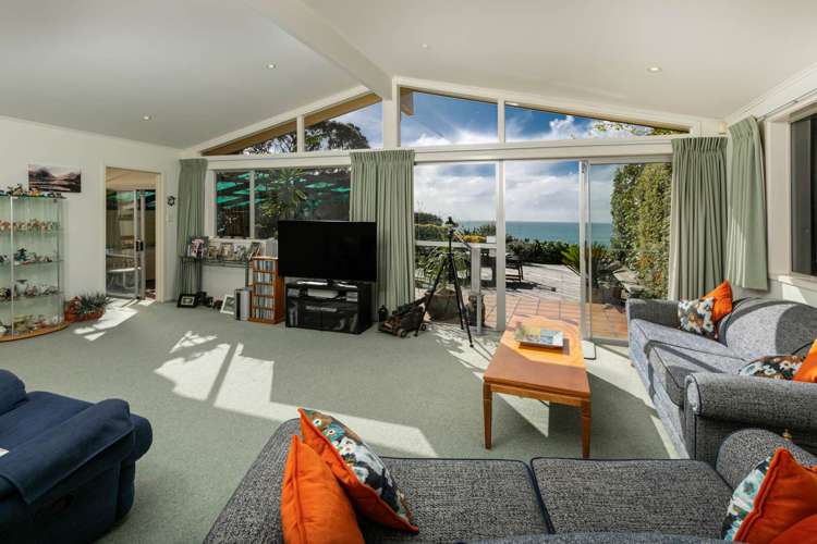 111 Churchill Road Murrays Bay_14