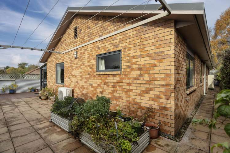 35A Arrow Crescent Holmes Hill_22