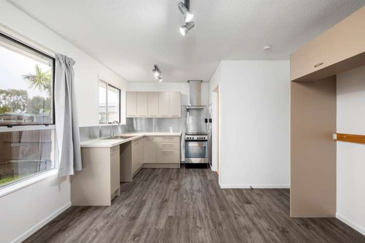 2/38 Meon Street Aranui_4