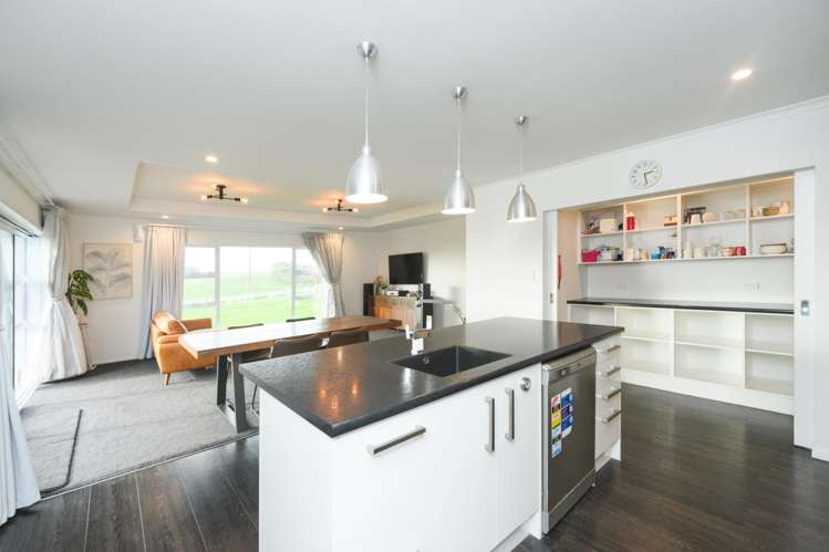 733 Stoney Creek Road Bunnythorpe_6