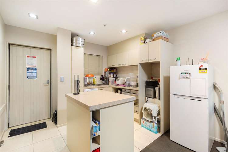 8/13 Plantation Road Wanaka_4