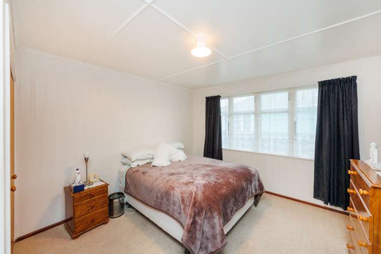 24 Clyde Crescent Roslyn_7