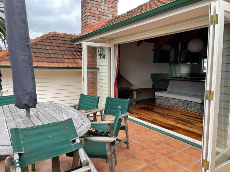 2/43 Northboro Rd Takapuna_6