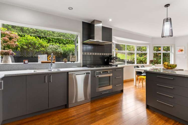 29 Korotaha Terrace Rothesay Bay_10