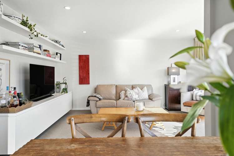 2/256 Innes Road Saint Albans_4