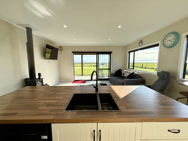 9 Surrey Street Orepuki_27