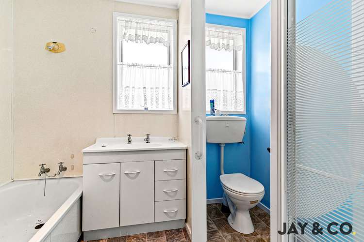 68 Old Wairoa Road Papakura_6