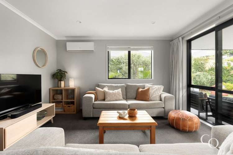 14 Cowell Crescent Pyes Pa_8