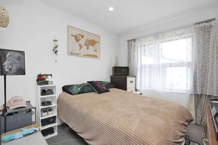 227 Racecourse Road Allenton_13