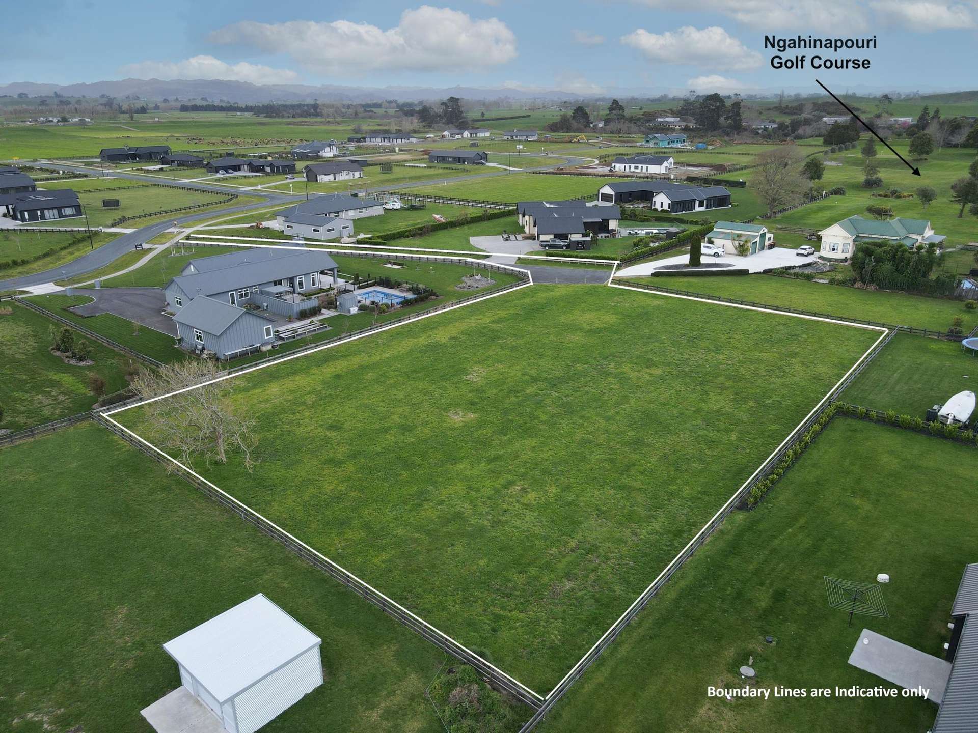 2/120 Pilot Drive Ngahinapouri_0